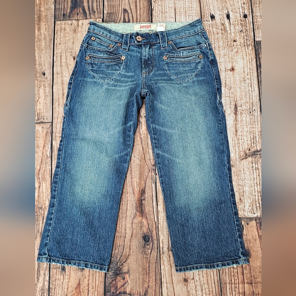 Bongo Capri Distressed Embroidered Capri Women's Size 7 Vintage Y2K Unique Retro
